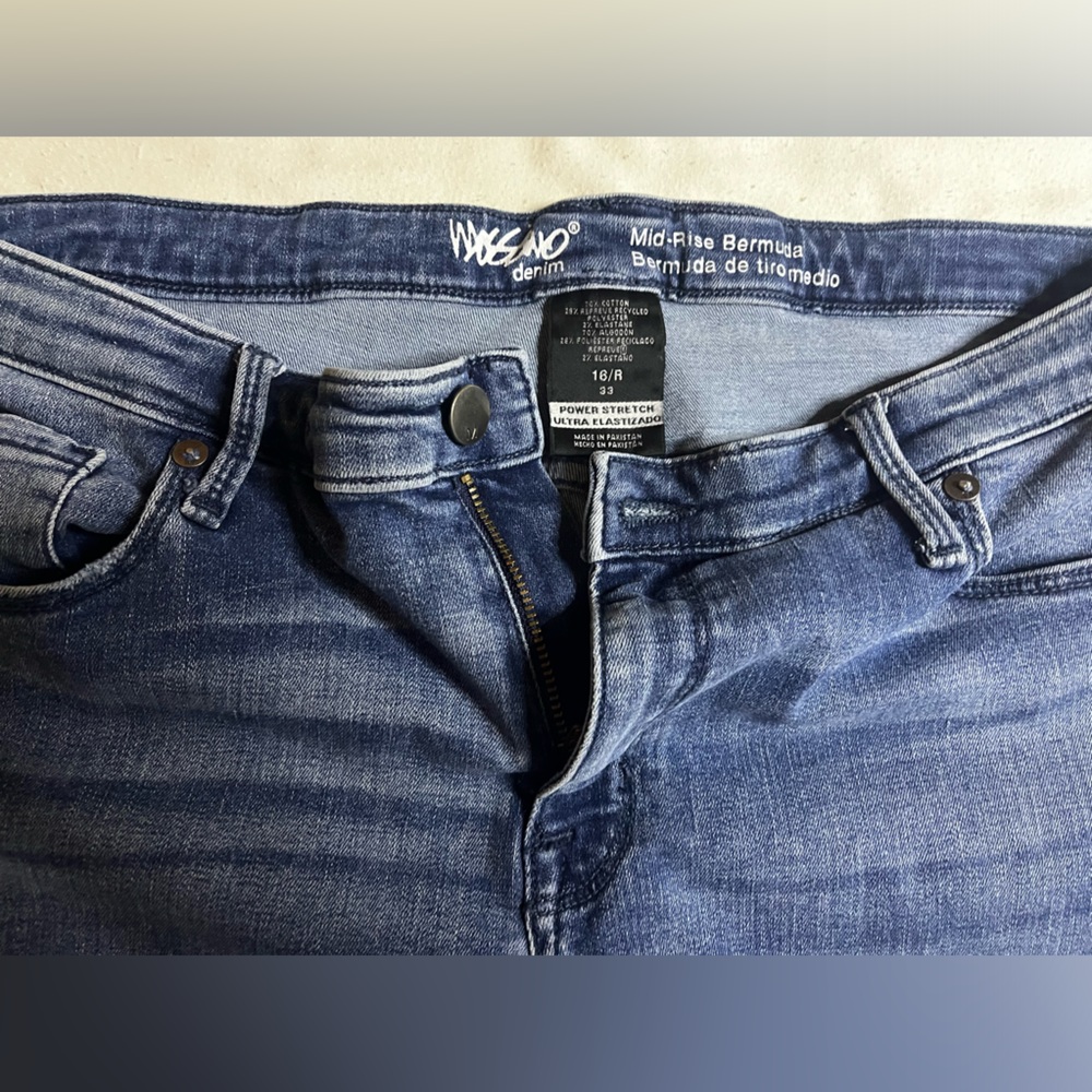 Missimo ‘Midrise Bermuda’ power stretch